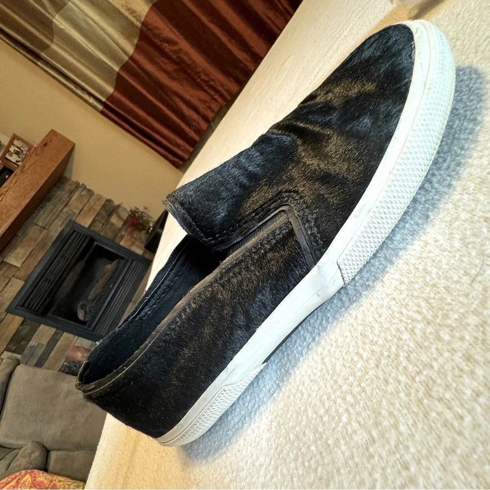 (7.5) Salt N Peppa Kenneth Cole Reaction Cow Hair Black Loafers